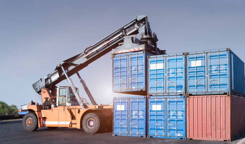 Specialized logistics cargo services in Qatar